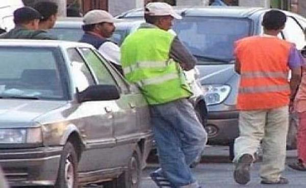 دراسة: "الكارديانات" أكثر ما يضايق المغاربة والأزبال أكثر ما يزعج المغربيات